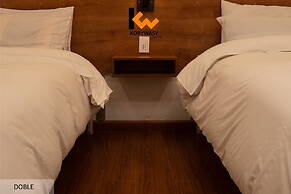Hostal KoryWasy