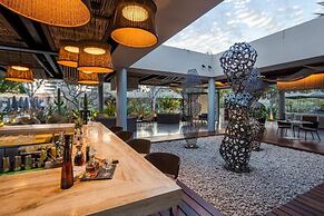 The Club at Solaz