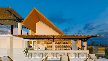 THE SAND Suites & Villas