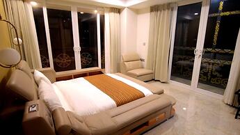 Hotel Lotus Villa