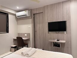 kurla suites