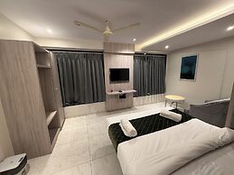 kurla suites