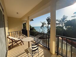 Mango Beach Hotel