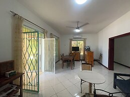Mango Beach Hotel