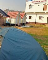 BARABAR ECO CAMP B&B