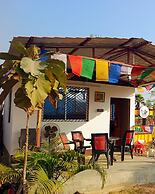 BARABAR ECO CAMP B&B