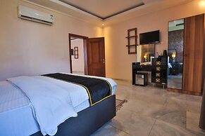 Homefree Hotel by signature