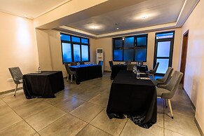 Homefree Hotel by signature