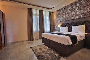 Homefree Hotel by signature