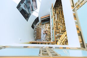 Homefree Hotel by signature