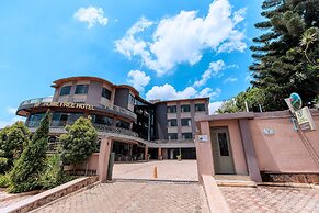 Homefree Hotel by signature