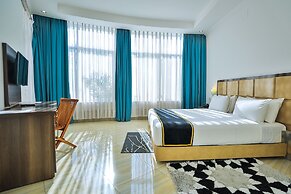 Homefree Hotel by signature