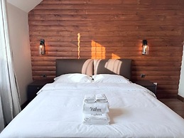 Big Sky Lodge