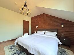 Big Sky Lodge