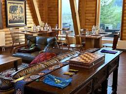 Big Sky Lodge