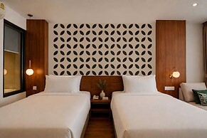 The Scenic Hotel