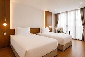 The Scenic Hotel