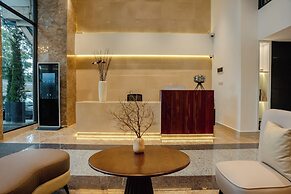 The Scenic Hotel