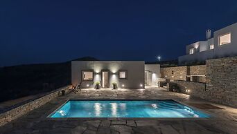 NEVERMIND VACATIONS VILLAS