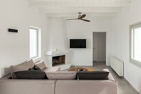 NEVERMIND VACATIONS VILLAS