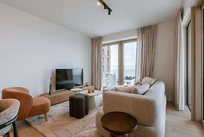 Nora - Elegant Seaview Escape With Balcony