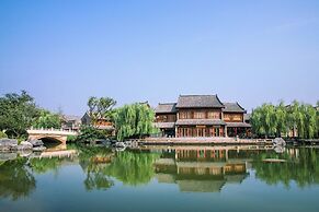 Nine Melodies View Courtyard Guesthouse