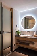 Nine Melodies View Courtyard Guesthouse