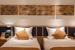 Nine Melodies View Courtyard Guesthouse