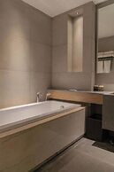 Nine Melodies View Courtyard Guesthouse
