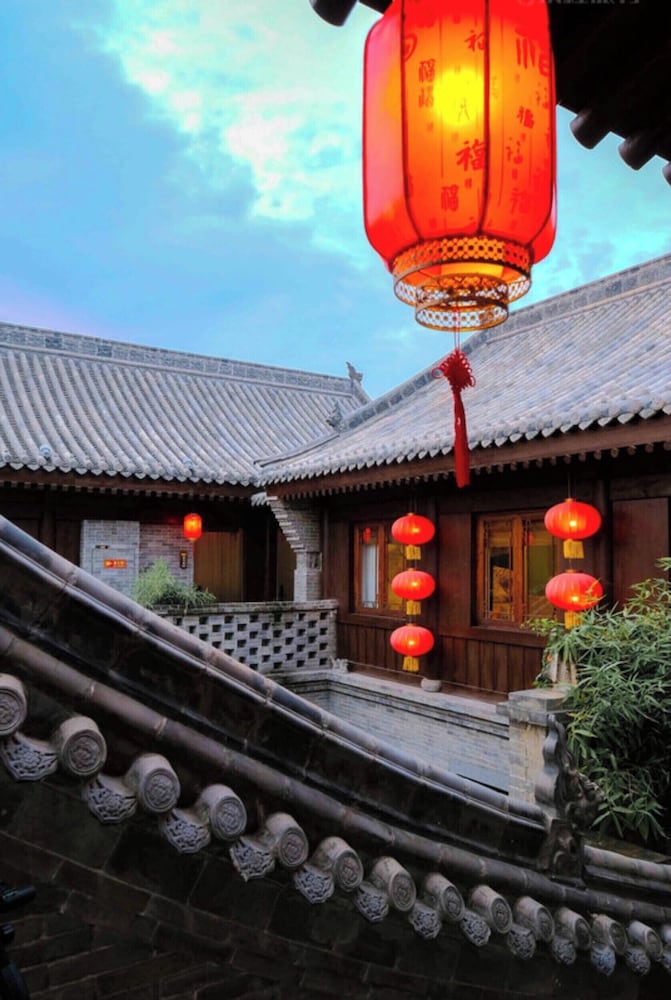 Nine Melodies View Courtyard Guesthouse