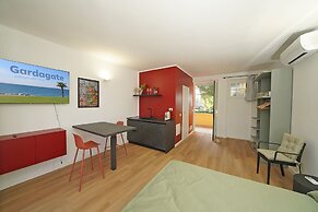 Pink Oleander Apartment