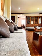 Entire Boho Luxe Villa & Spa Overlooking Patong