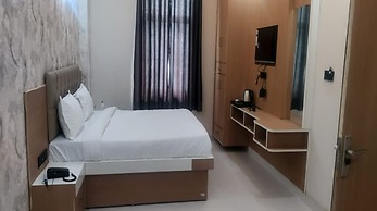 HOTEL BIRLA PALACE
