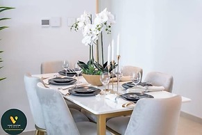 Vogue | Downtown with Direct Access to Dubai Mall