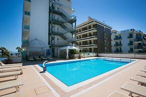 HOTEL  ALTIS