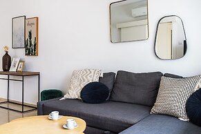 Classy 2BR Cafe Suite Strovolos
