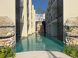 Estudio Swim Up Mizu 5 By Sandy Powerful