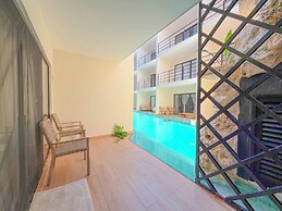 Estudio Swim Up Mizu 5 By Sandy Powerful