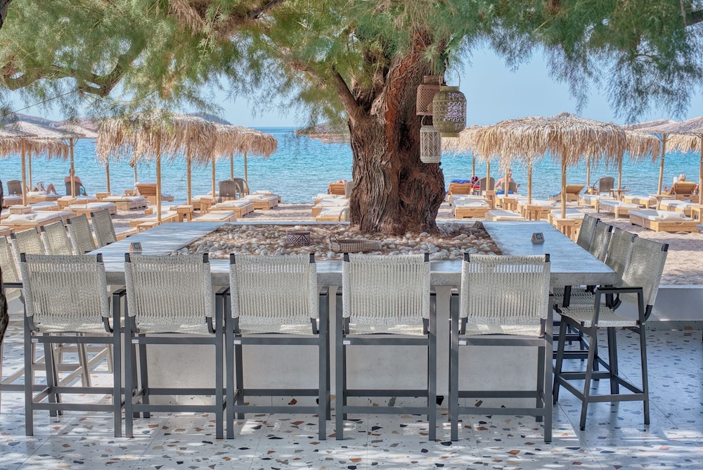 PLATY BEACH HOTEL