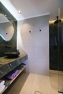 PLATY BEACH HOTEL