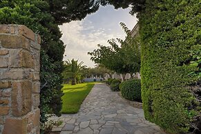 PLATY BEACH HOTEL