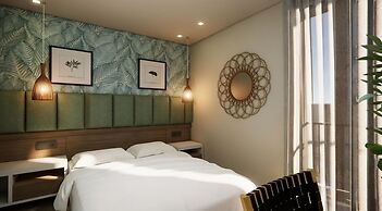 PLATY BEACH HOTEL