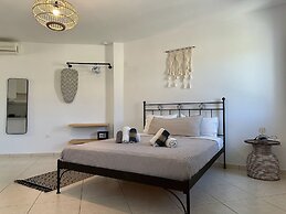 Ammos Andros Accommodation
