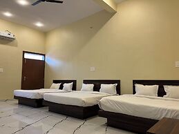 Pandav Raj Palace Hotel and Resort