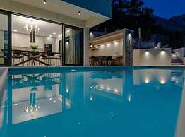 Lux Villa Mariva
