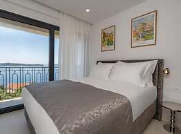 Lux Villa Mariva