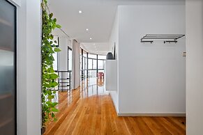 Penthouse Lido by Homie