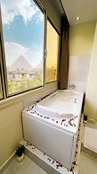 Queen Inn Pyramids View