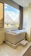 Queen Inn Pyramids View