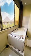 Queen Inn Pyramids View